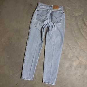 Vintage Levis 550 Jeans Womens 9 Light Wash Baggy 90s USA